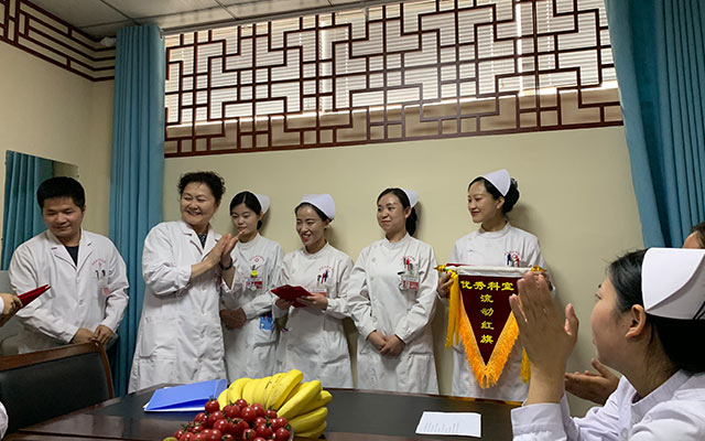 【5.12护士节】半岛电子,有限公司官网举办茶话会白衣天使受表彰(图6)